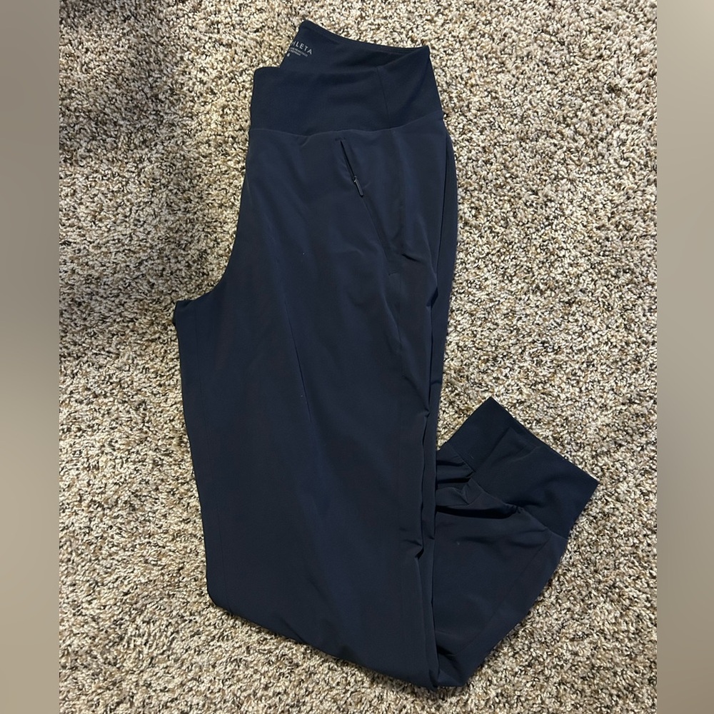 Women’s ATHLETA Navy Blue SIZE 6 Joggers